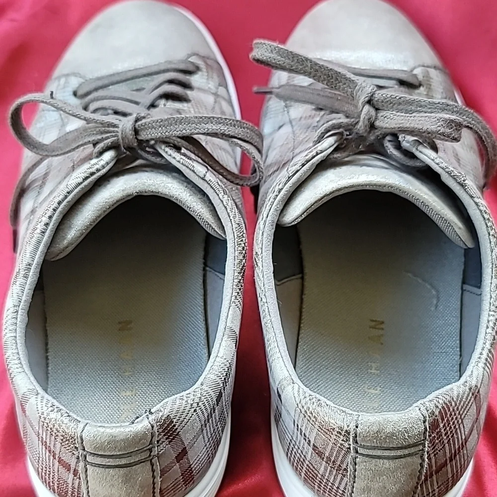 COLE HAAN sz9 Grand Crosscourt Sneaker Magnet Pixie Suede